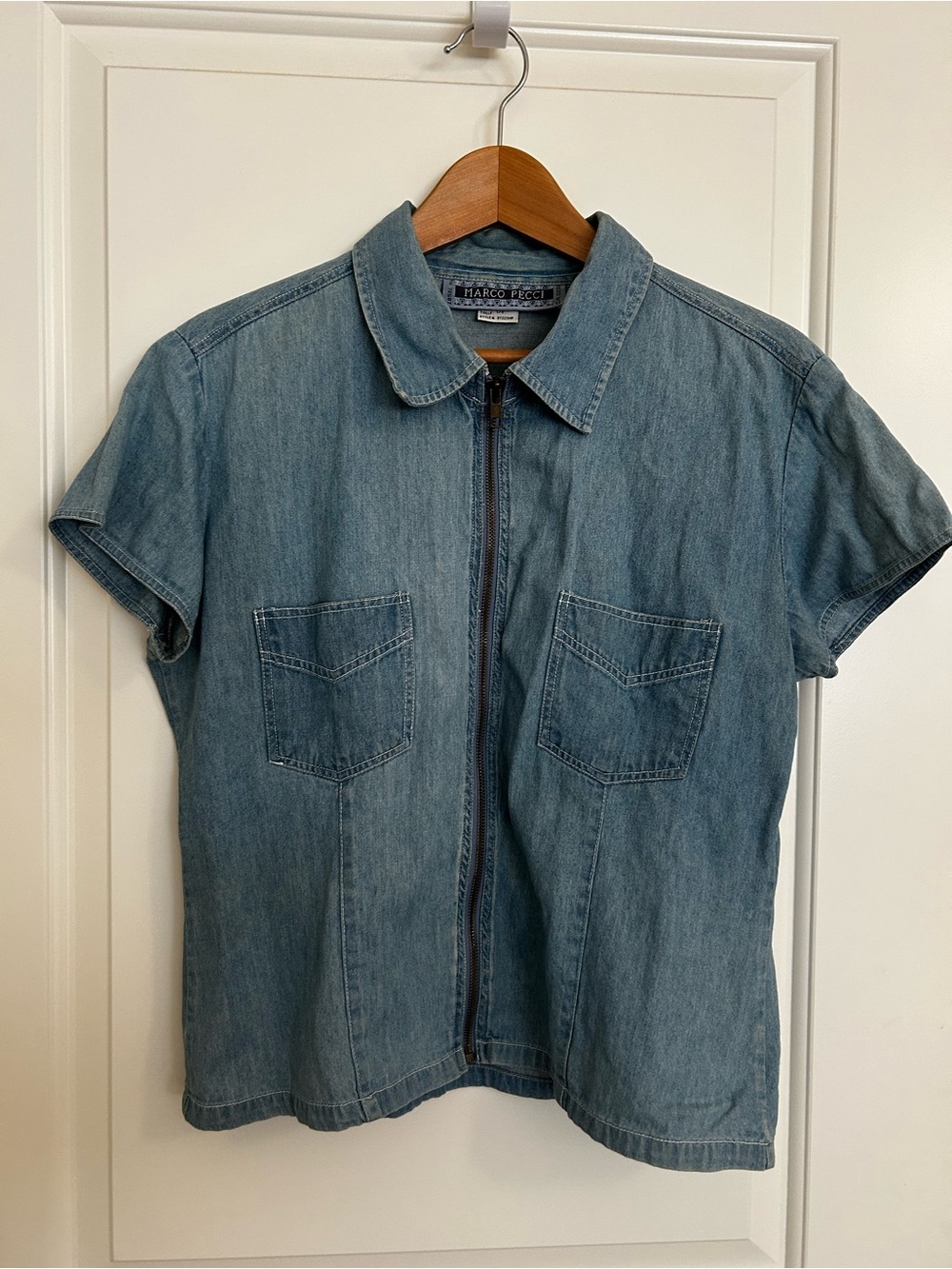 Women’s Vintage Short-Sleeve Light Blue Denim Zip-Front Shirt